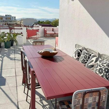 Groovy Caparica Gem With Large Sunny Terrace Apartment Costa de Caparica Luaran gambar