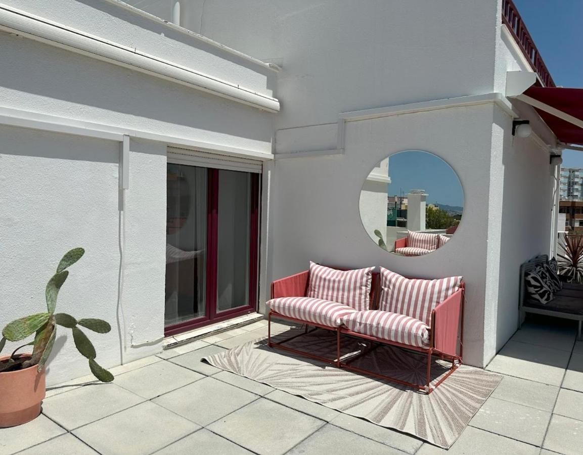 Groovy Caparica Gem With Large Sunny Terrace Apartment Costa de Caparica Luaran gambar