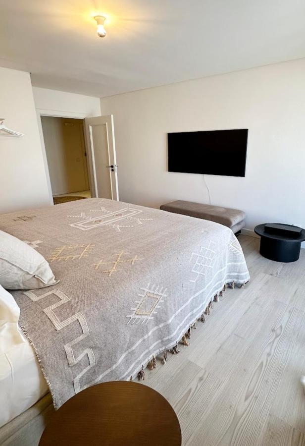 Groovy Caparica Gem With Large Sunny Terrace Apartment Costa de Caparica Luaran gambar