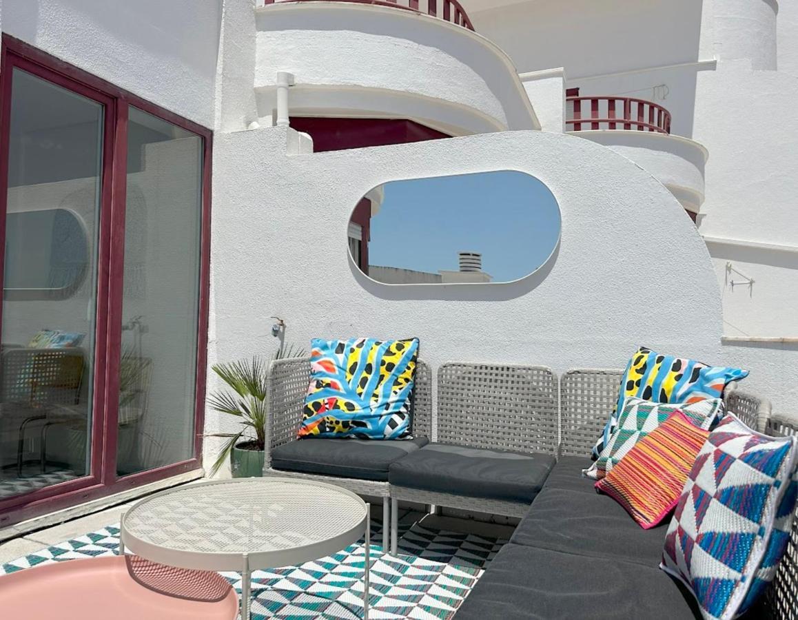 Groovy Caparica Gem With Large Sunny Terrace Apartment Costa de Caparica Luaran gambar